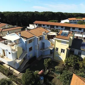 villa-manuela-la-cinquantina.it-tuscanyhotel.com/